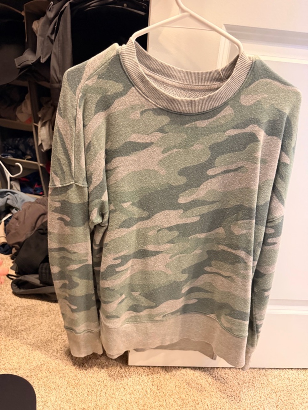 Time and Tru women’s Green Camouflage Crewneck Sweater